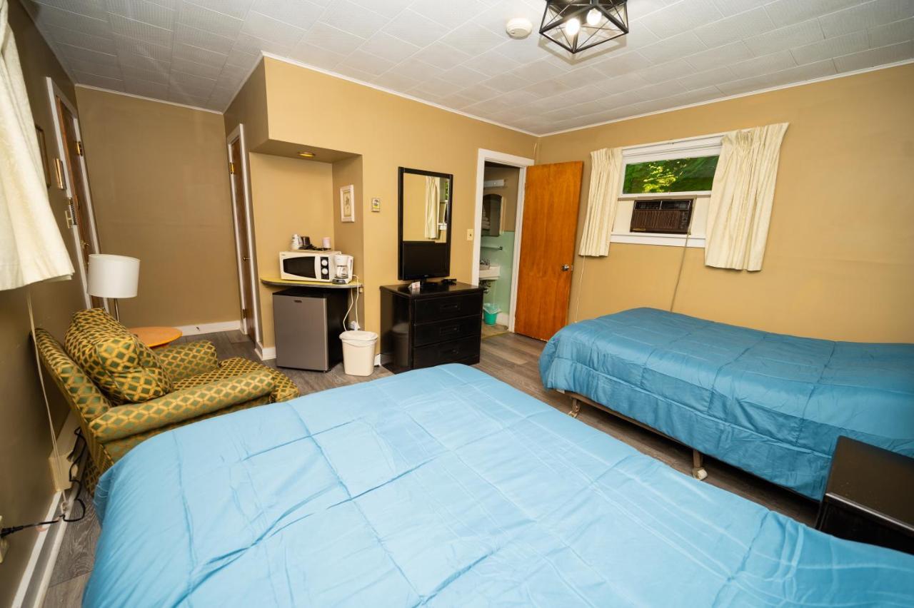 Fair Wind Motel And Cottages Clayton Bagian luar foto
