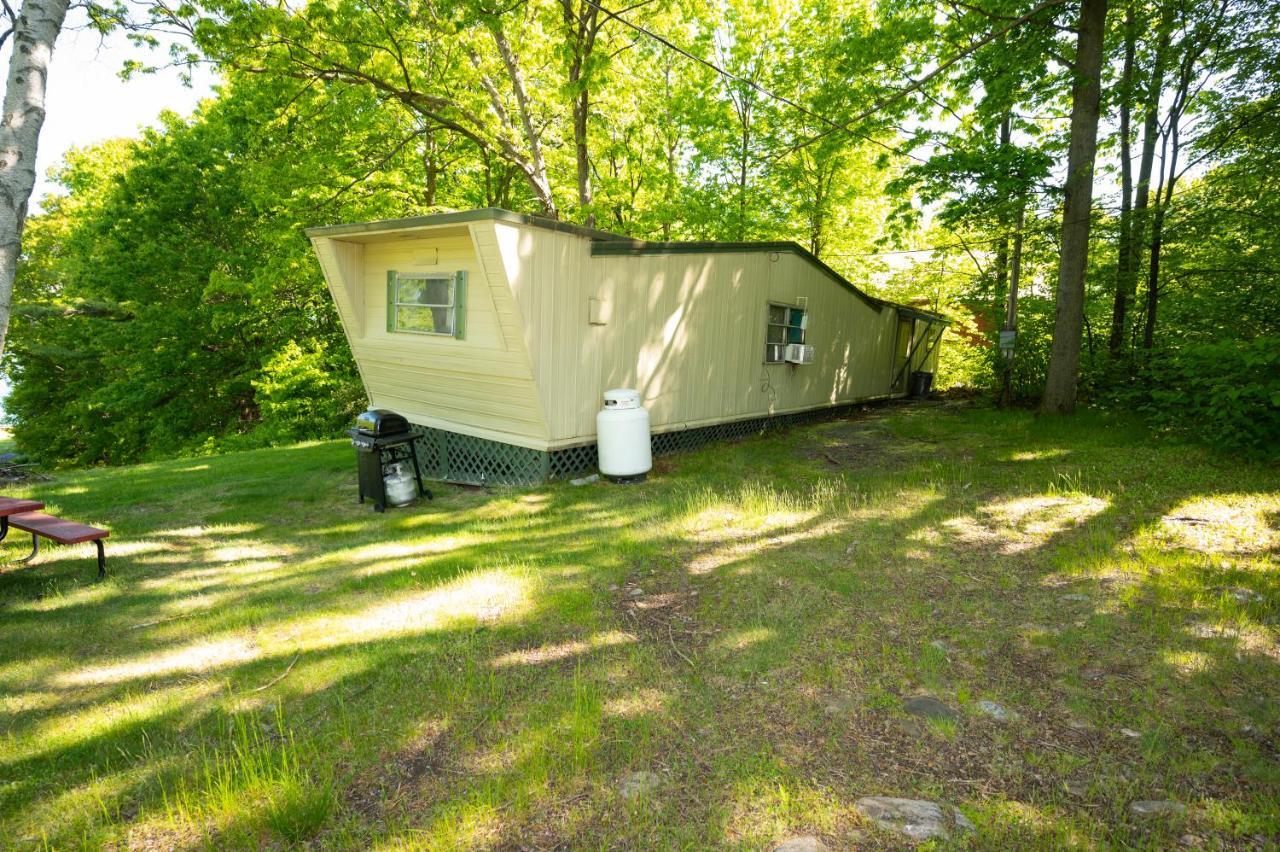 Fair Wind Motel And Cottages Clayton Bagian luar foto