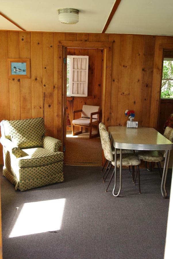 Fair Wind Motel And Cottages Clayton Bagian luar foto